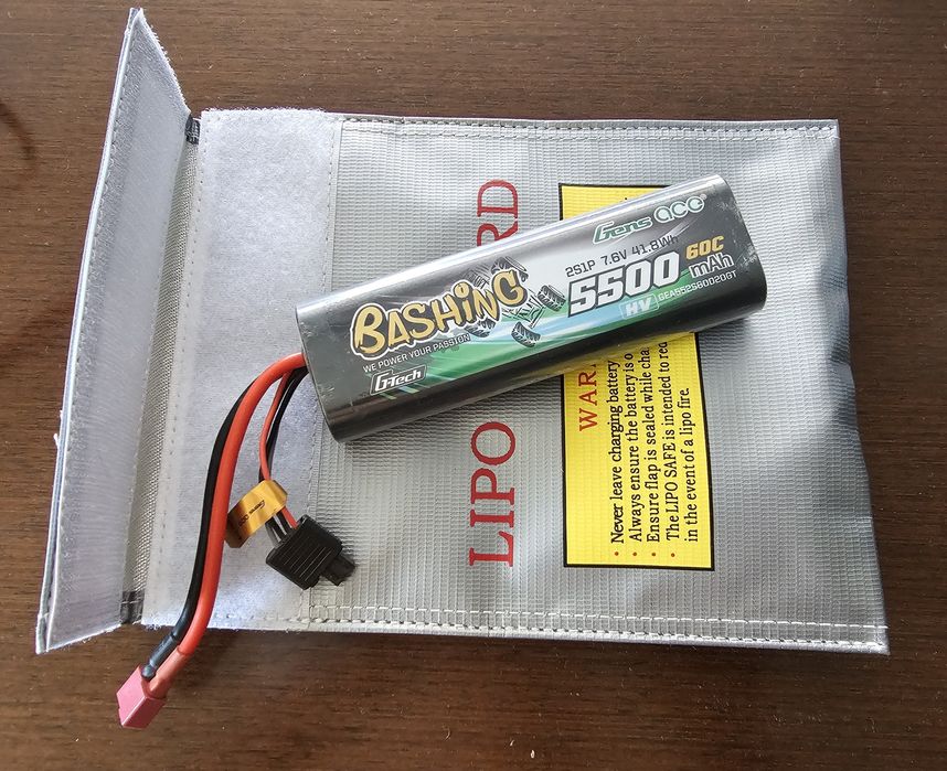 Model Traxxas Slash 2WD + bogaty zestaw - użyty kilka razy - polecam!