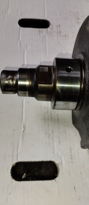 Колінвал 11183  1.6 калина, пріора ваз 21099,2110,2113,2114,2115