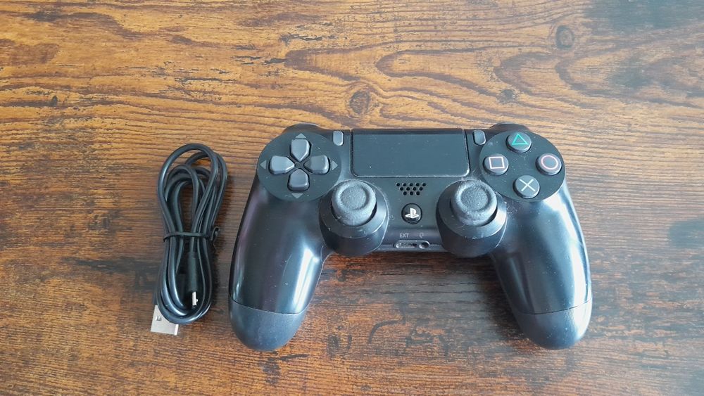 Sony PlayStation 4 Slim