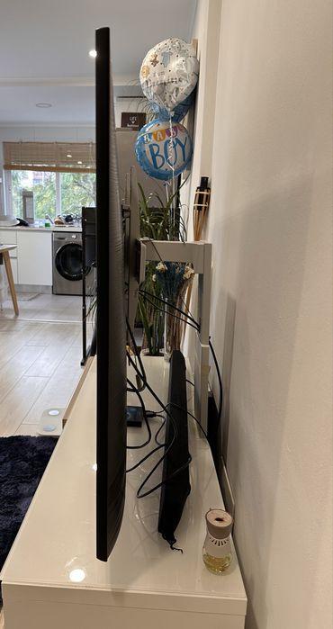 Samsung 55 RU7105 Smart 4K UHD