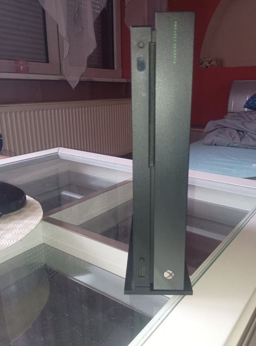 Xbox One X 1TB Edition Project Scorpio