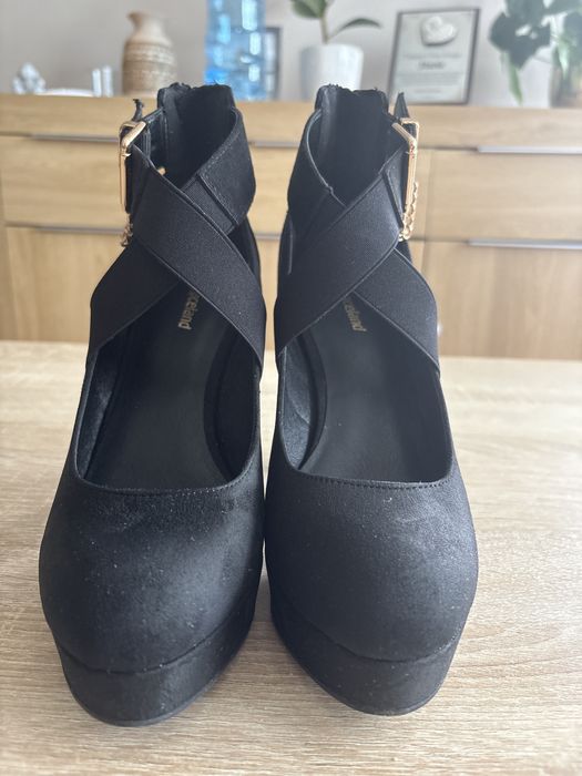 Buty na obcasie Graceland czarne 38