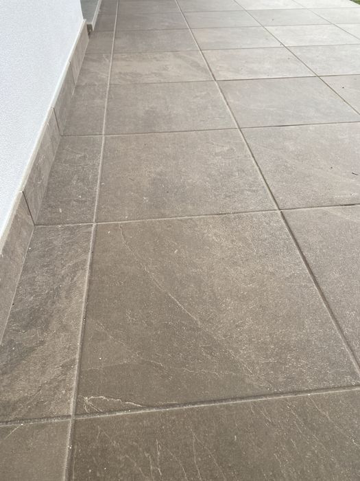 Caixas de Pavimento Cerâmico Gresco Solidum Plus Brown 33x33