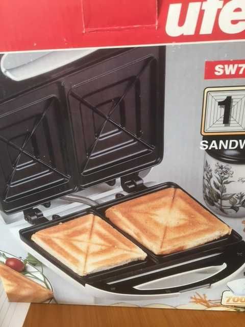 Sandwicheira Aquilea da Ufesa