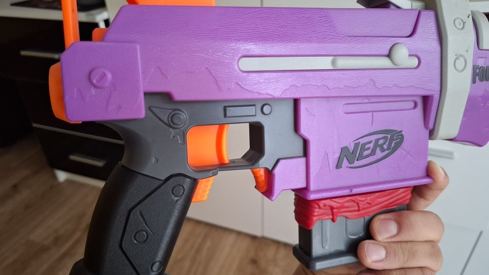 Nerf Fortnite SMG-E Blaster