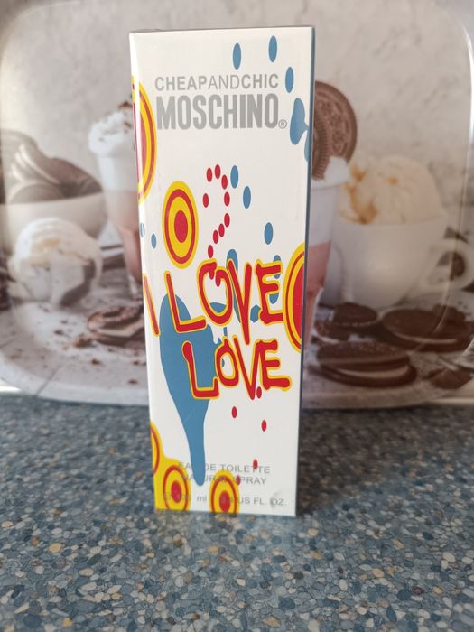 Жіночі парфуми Moschino I Love Love.