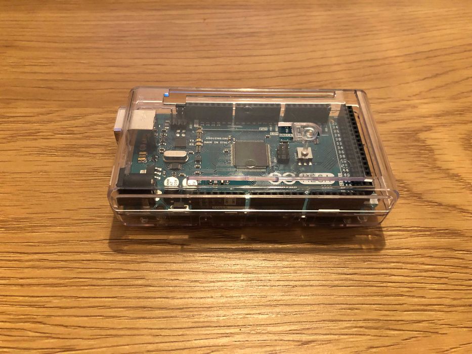 Oryginalne Arduino MEGA 2560 plus akcesoria