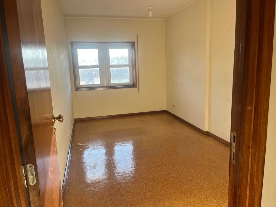 Apt T3 para arrendar na Travessa das Condominhas - Porto