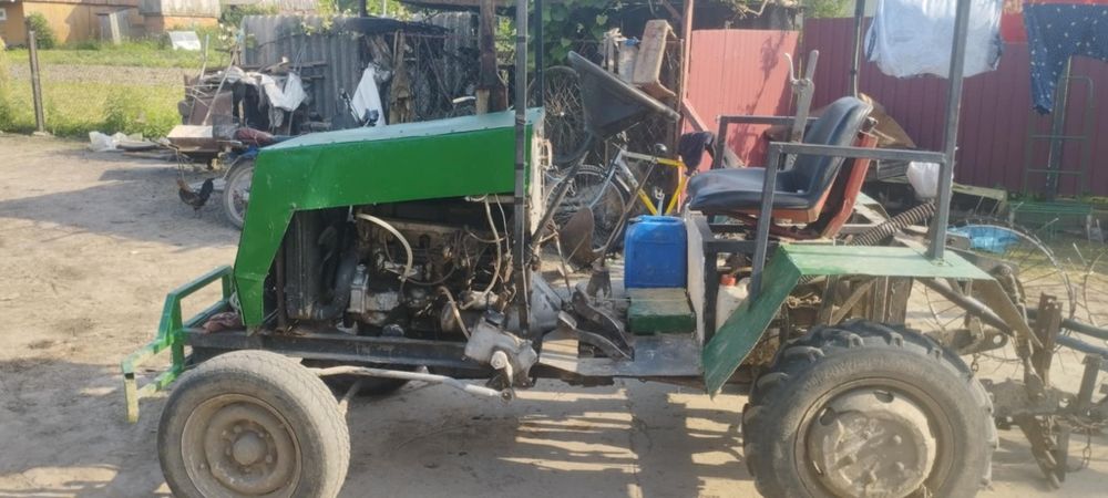 Продам трактор саморобний