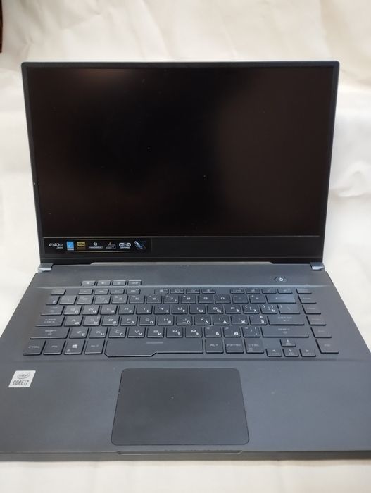 Asus Rog Zephyrus M15