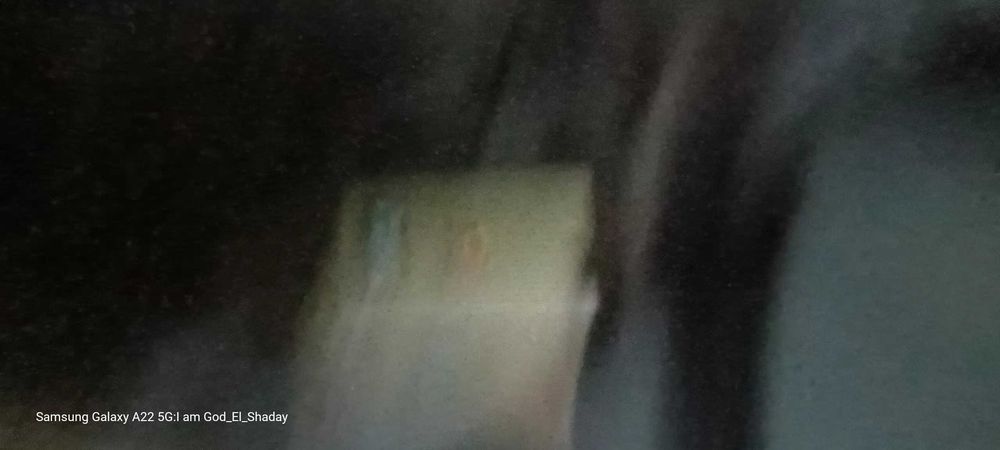 Срочно, продам пиждак, абсолютно новый, мужской, фирменный.