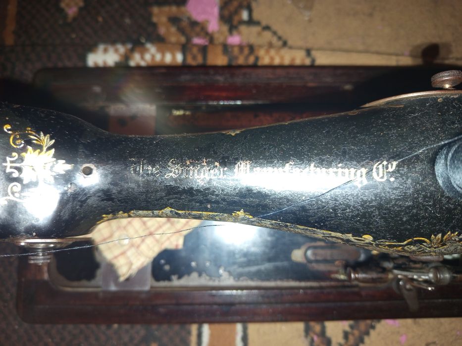 Швейная машинка Singer