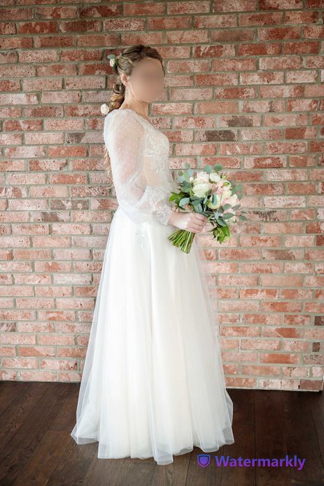 Suknia ślubna w kolorze kość słoniowa, z salonu, rozmiar M