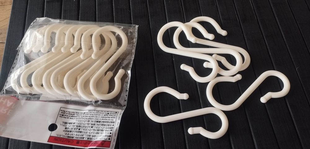 Haczyki białe na reling karnisz plastikowe 16 sztuk nowe