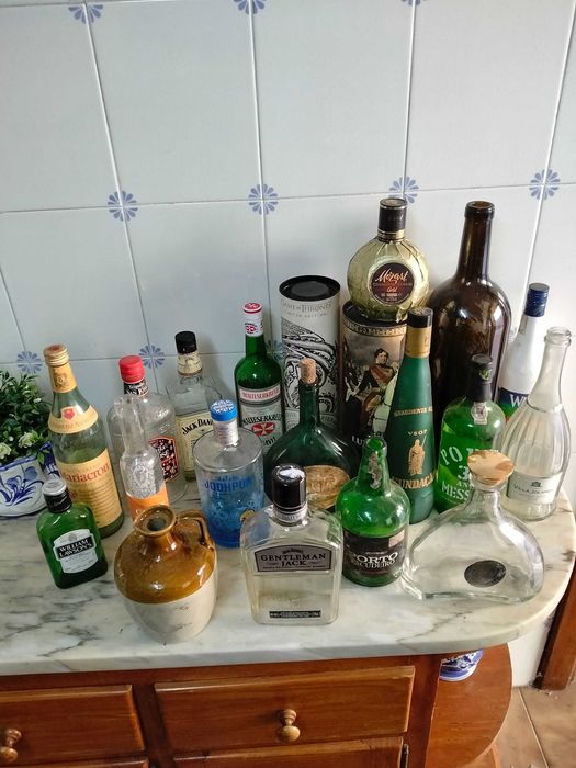 Garrafas antigas para colecionadores. Ver fotos