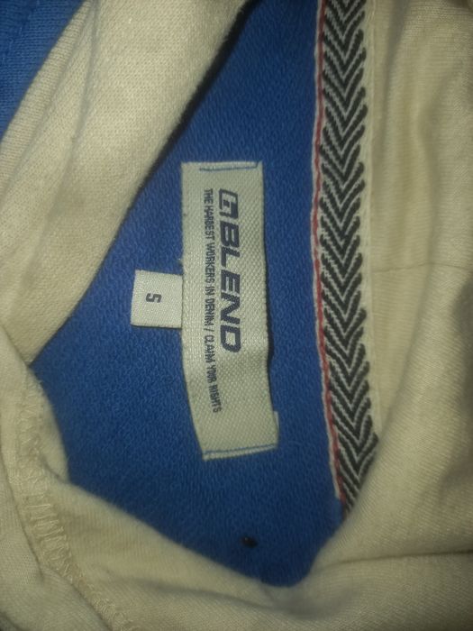 Продам кофту blend