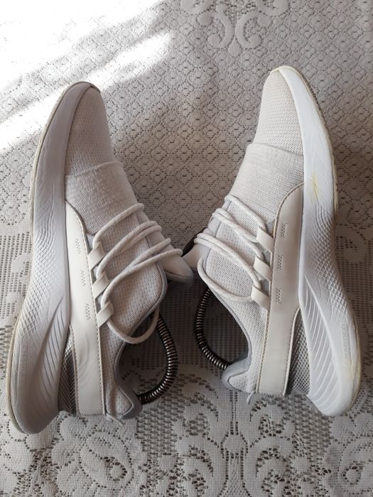 Under Armour sneakersy niskie r.38/24cm