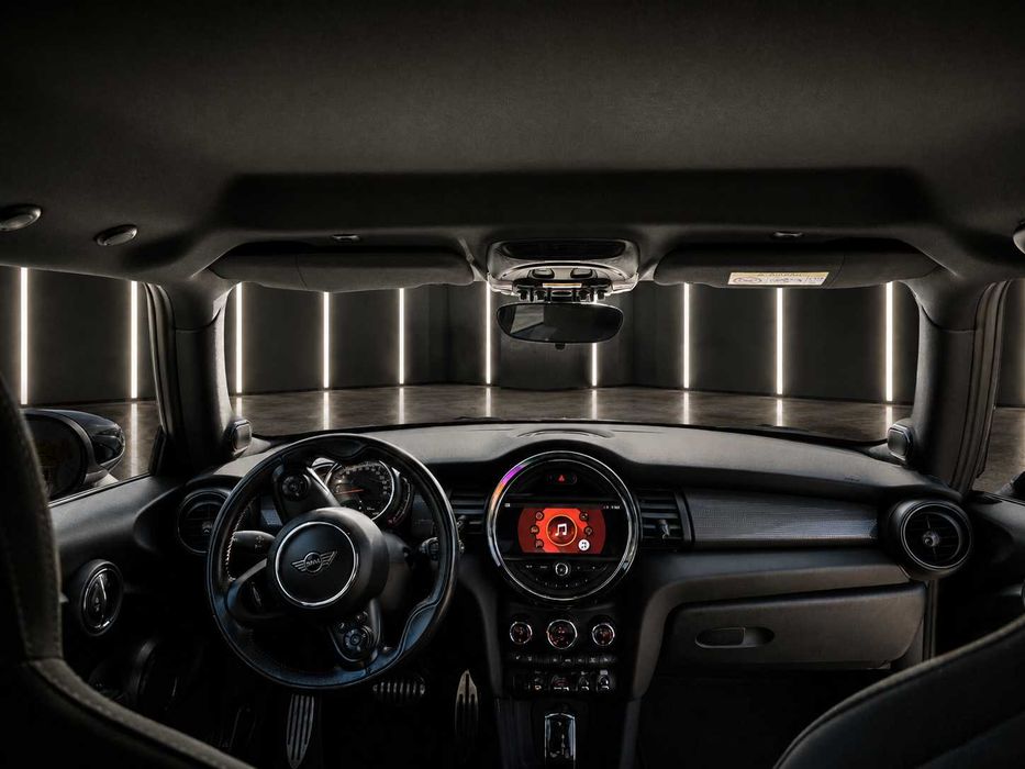 MINI Cooper F56 Auto 2020 | Pack JCW | CarPlay | Harman Kardon | Full LED | 64.000km | Aceito Troca/Retoma | Estado Irrepreensível