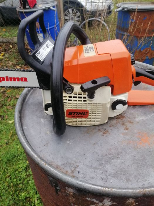 Pila, Pilarka Stihl 025,250