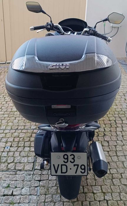 Mota PCX 125 - 2.000,00€