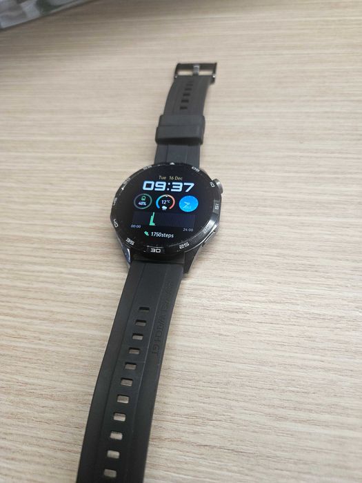 Huawei Watch GT 4 - Como Novo (Comprado em Setembro)