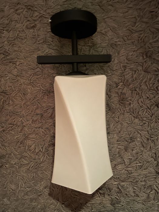 Люстра  потолочная