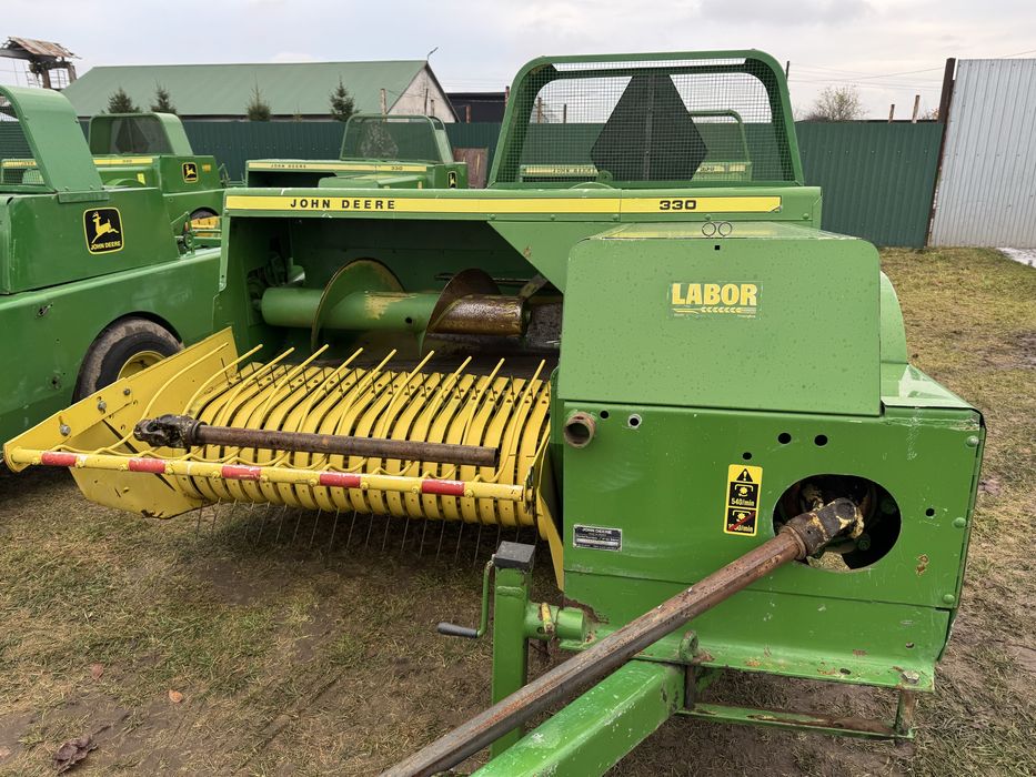Пресс подборщик JOHN DEERE 330 Тюкопрес, Прес підбирач