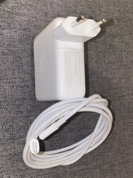 67W USB-C Apple64738221665154122