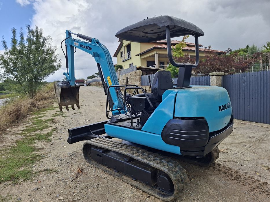 Mini giratória komatsu PC 30