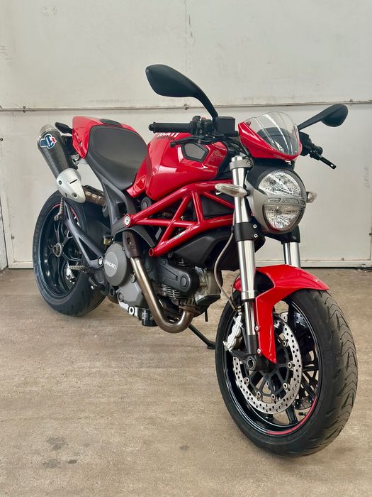 Ducati Monster 796