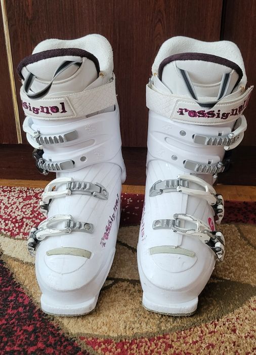 Лижні ботінки Rossignol