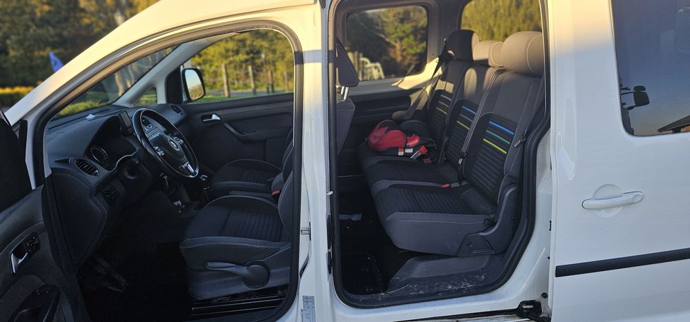 Volkswagen Caddy Maxi 5os. 2014r. 2.0TDI 6biegów