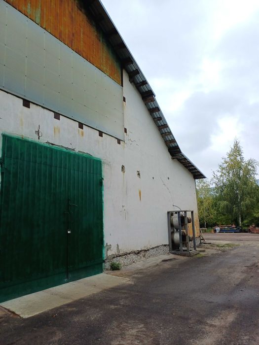 Здам в оренду виробниче приміщення 200 м/2 в центрі м.Ківерці.Зручний доїзд. До маршрутки 200 м. Енергонезалежні.