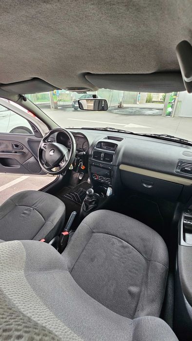 Renault Clio II 1.5 dCi 2004 | 5 Portas | Embraiagem Nova | CarPlay