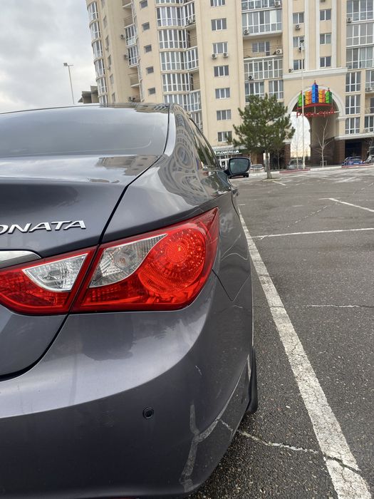 Продам HYUNDAI Sonata yf