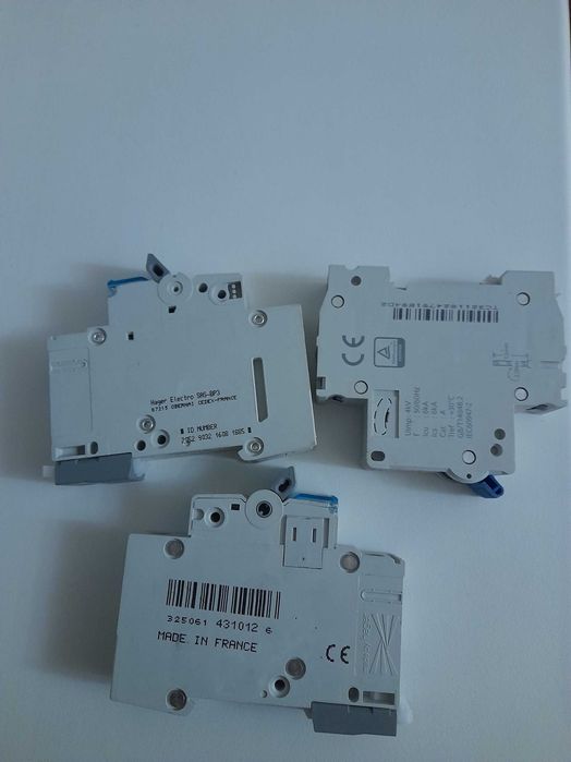 Автомати. Автоматичний вимикач Hager MBN132 B32. Hader NDB1T-63