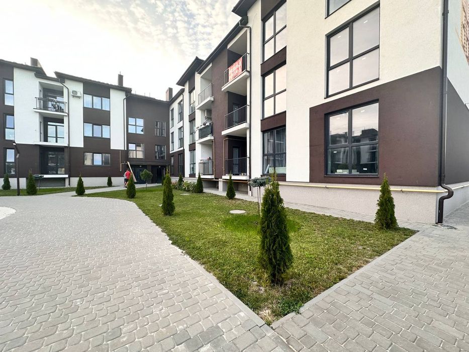 Продаж 2-кімнатної квартири 70 м.кв., вул. Наварійська/Солонка