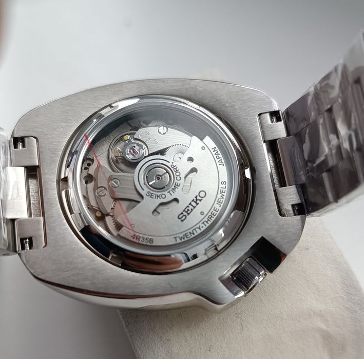 Годинник часы Turtle Alpinist з механізмом NH35 Seiko