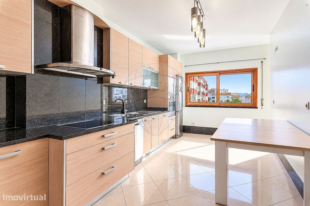 Apartamento T3 para arrendamento
