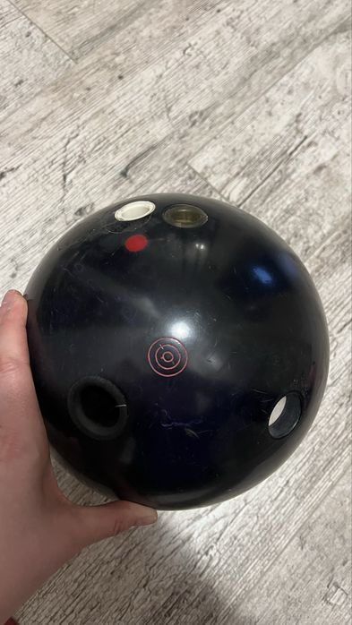 Kula do kręgli Ebonite