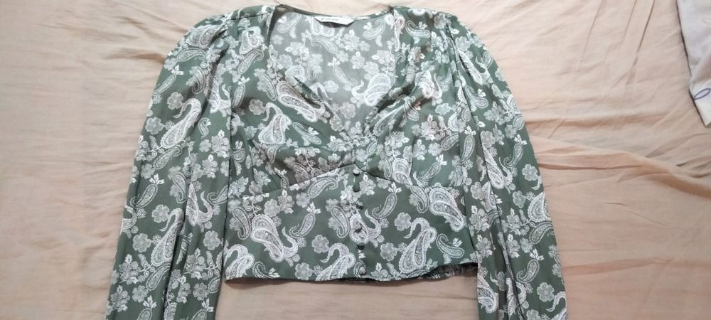 Camisola top Stradivarius cetim