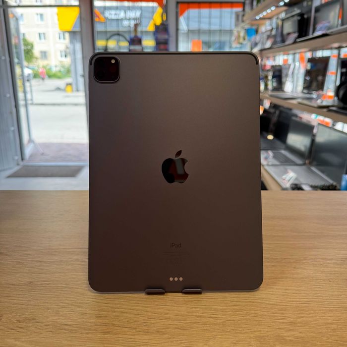 iPad Pro 11 (2022) 128GB • 98%АКБ • 116 Циклів • Гарантія • Обмін • Кредит •