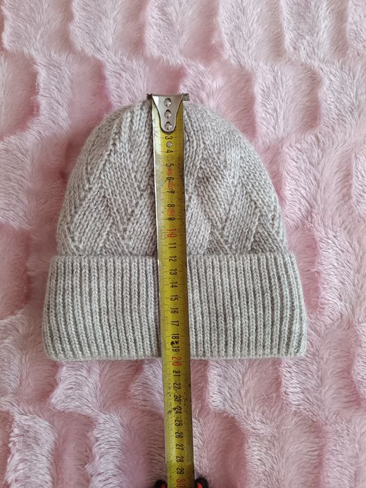 Шапка жіноча тепла
