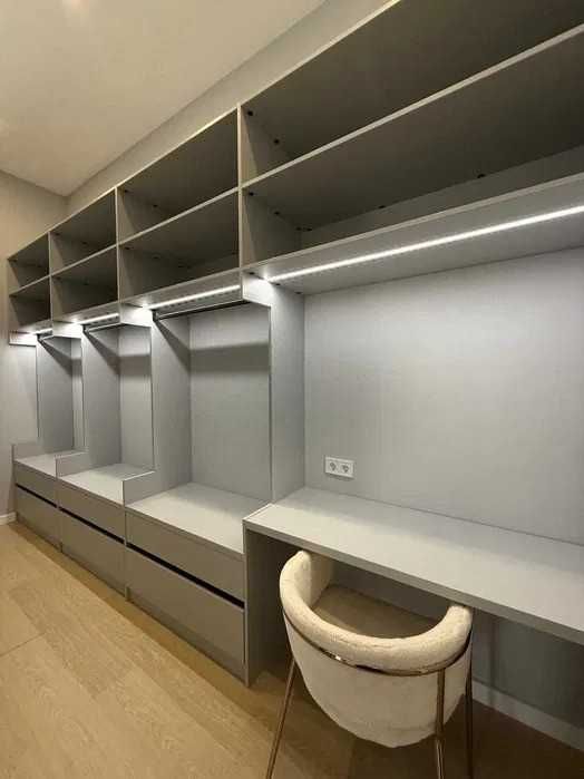 Продаж Будинку з Ремонтом 120 м2 - 6 соток землі, с. Зазим'я, Біля Річки Броварський р-н