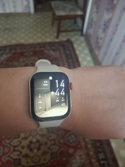 Продам свій смарт годинник