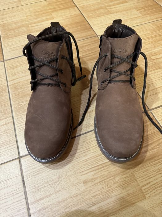 Черевикі чоловічі Нові в коробці шкіряні 42 розмір 27 сантиметрів