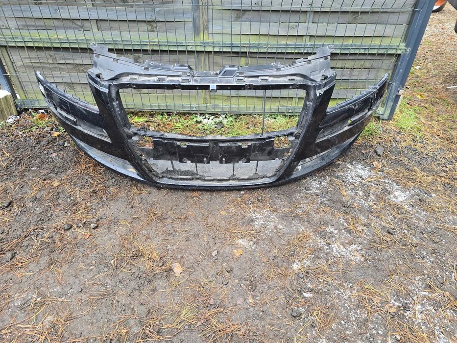 Audi a8 d3 lift zderzak oryginał