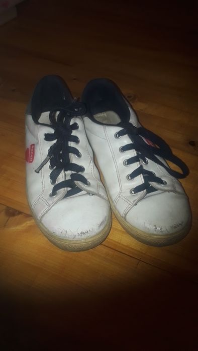 Мешта дитячі літні дівчини