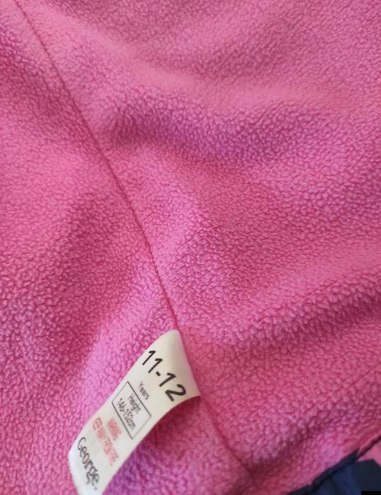 Віддам пуховик на дівчинку. 11/12 р Розмір