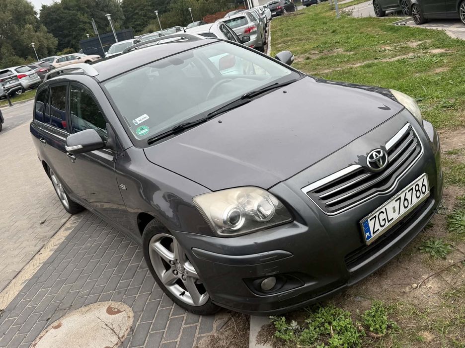 Toyota Avensis D4D wersja Kat 177 koni